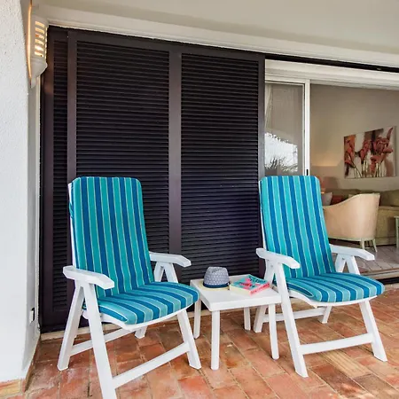 Mng Elliott31 Villa Almancil