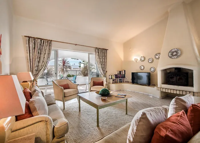 Mng Elliott31 * Almancil