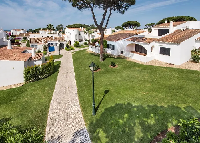 Mng Elliott31 Willa *